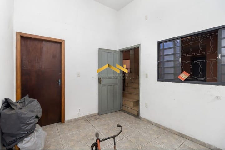 Casa à venda com 2 quartos, 210m² - Foto 14