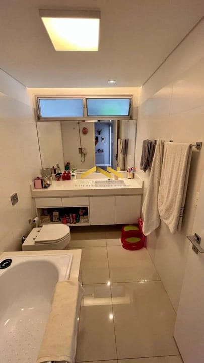 Apartamento à venda com 3 quartos, 129m² - Foto 22