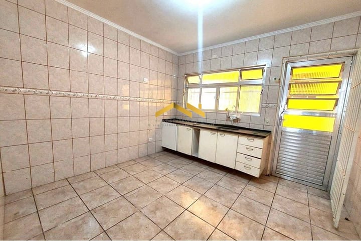 Casa à venda com 3 quartos, 170m² - Foto 17