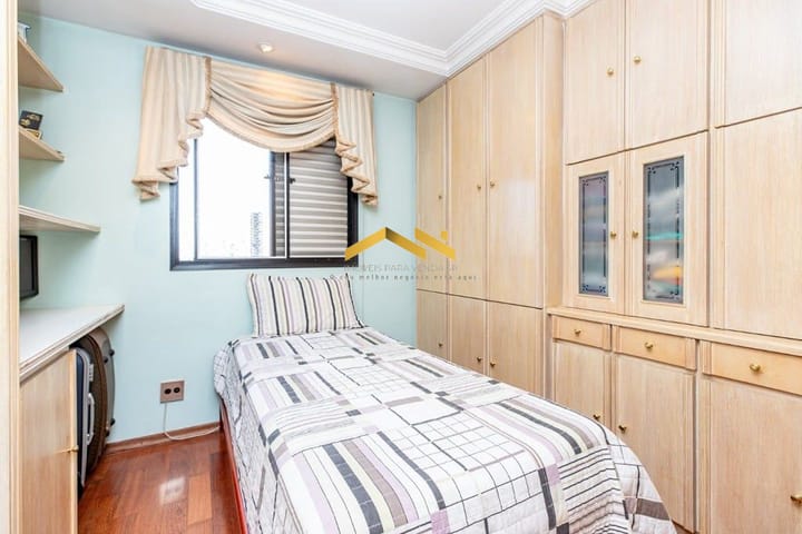 Apartamento à venda com 4 quartos, 200m² - Foto 9