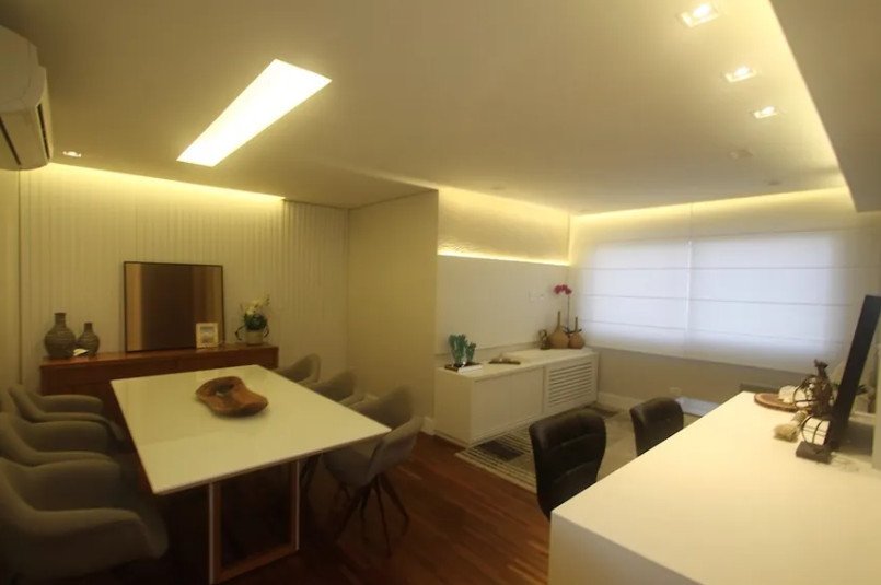 Apartamento à venda com 3 quartos, 95m² - Foto 2