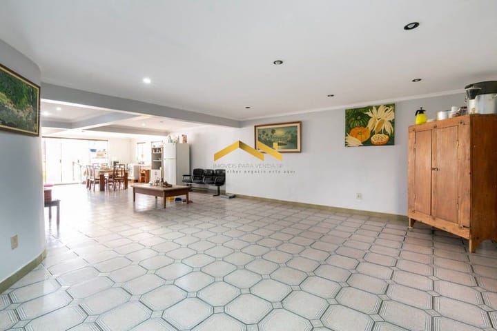 Casa à venda com 5 quartos, 270m² - Foto 39