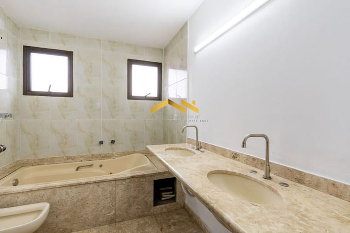 Apartamento à venda com 4 quartos, 236m² - Foto 11