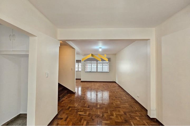 Casa à venda com 3 quartos, 240m² - Foto 25