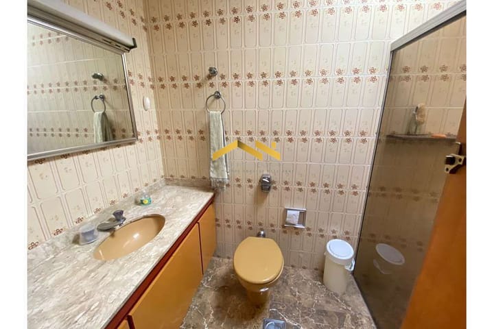 Casa à venda com 3 quartos, 250m² - Foto 6