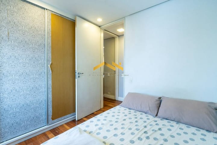 Apartamento à venda com 4 quartos, 220m² - Foto 6