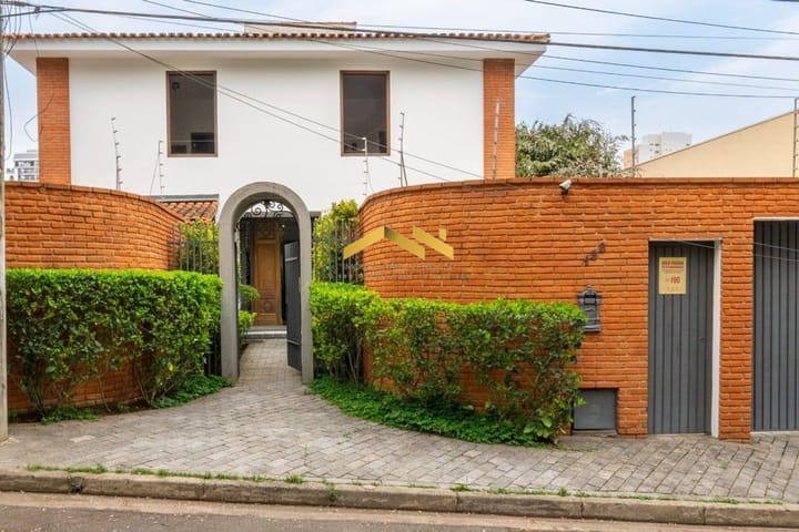 Casa à venda com 4 quartos, 410m² - Foto 1