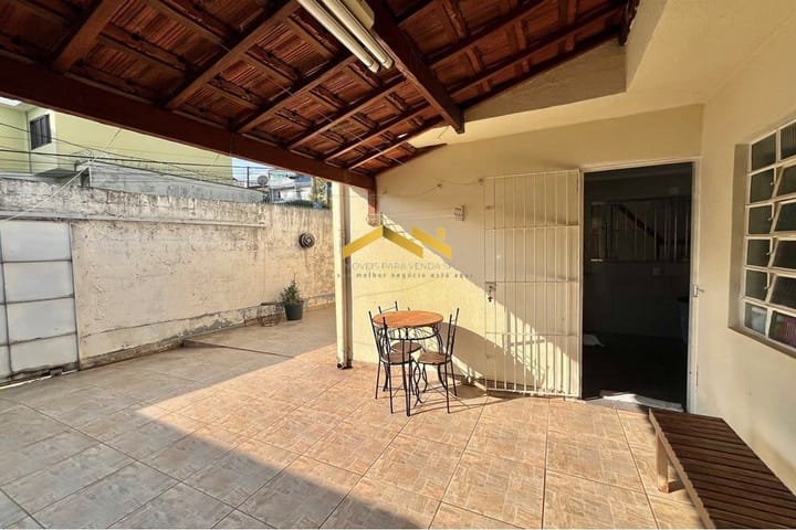 Casa à venda com 3 quartos, 140m² - Foto 8