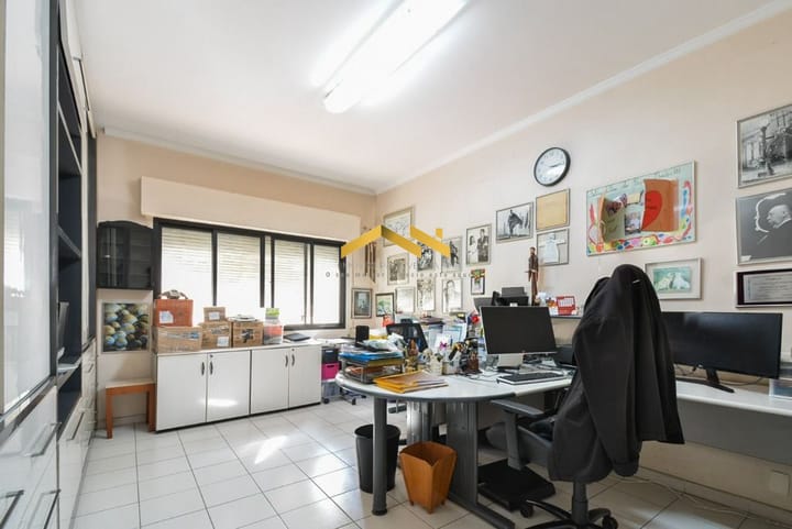 Apartamento à venda com 3 quartos, 230m² - Foto 3