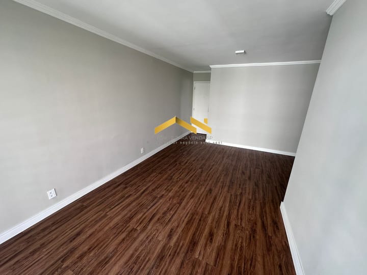 Apartamento à venda com 3 quartos, 80m² - Foto 1