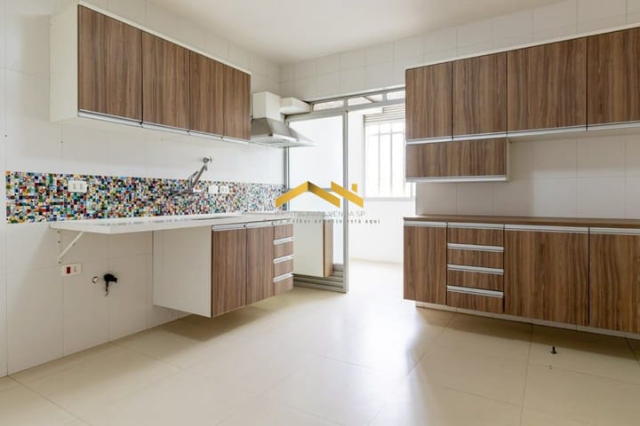 Apartamento à venda com 3 quartos, 202m² - Foto 12