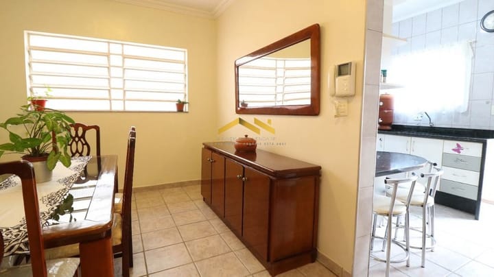 Casa à venda com 4 quartos, 179m² - Foto 11