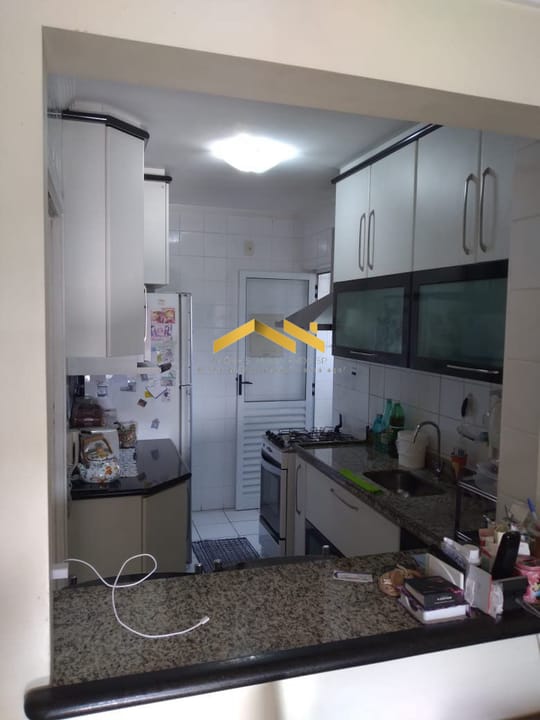 Apartamento à venda com 3 quartos, 83m² - Foto 10