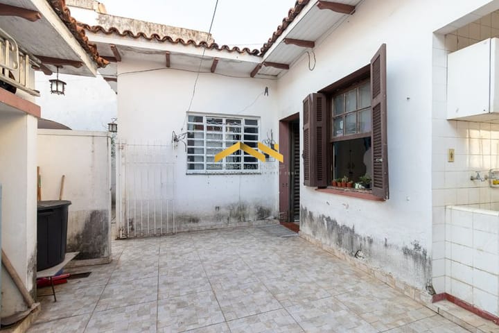 Casa à venda com 3 quartos, 200m² - Foto 18