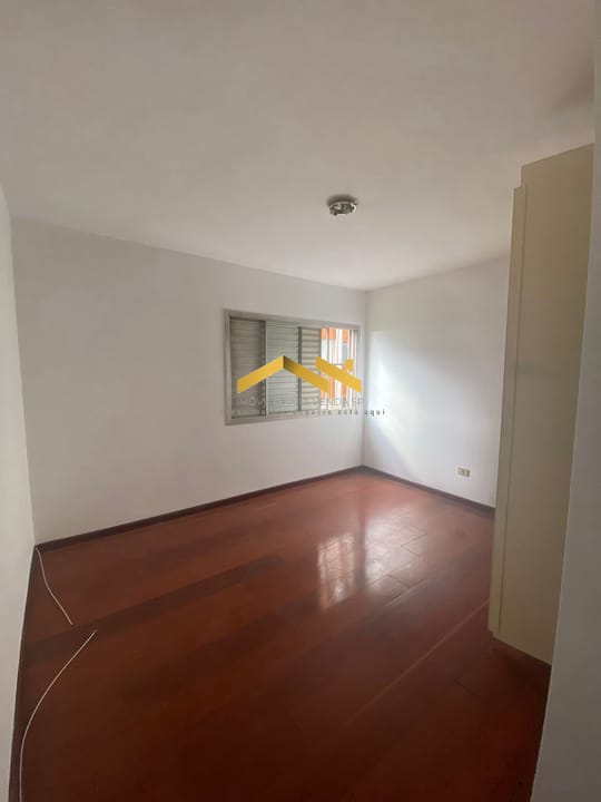 Apartamento à venda com 4 quartos, 154m² - Foto 8