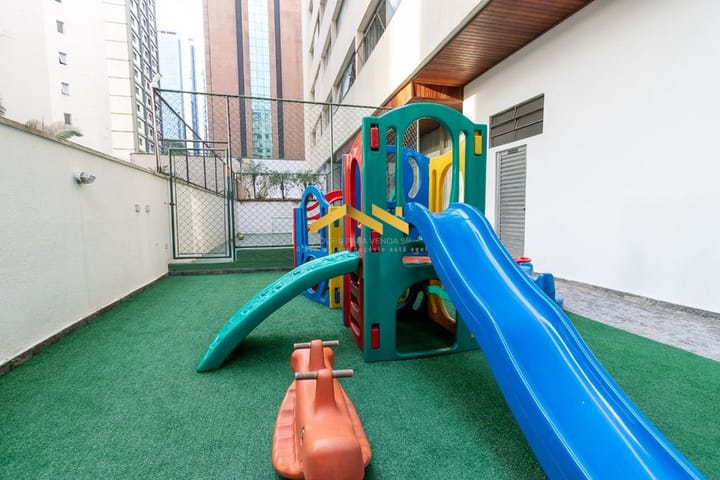 Apartamento à venda com 3 quartos, 123m² - Foto 13