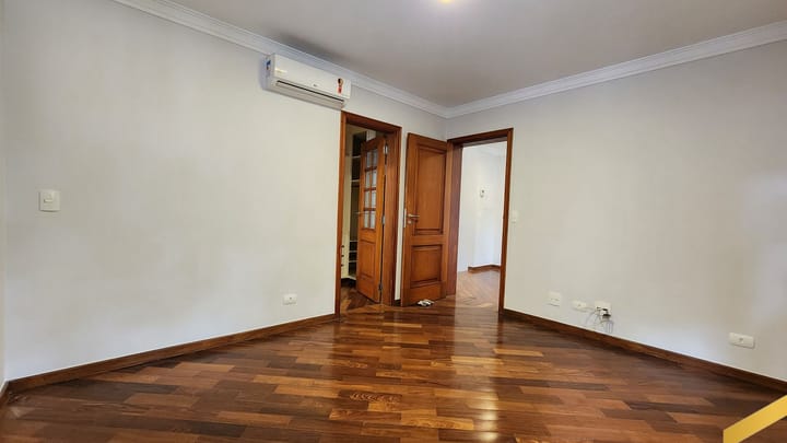 Casa à venda com 4 quartos, 480m² - Foto 17