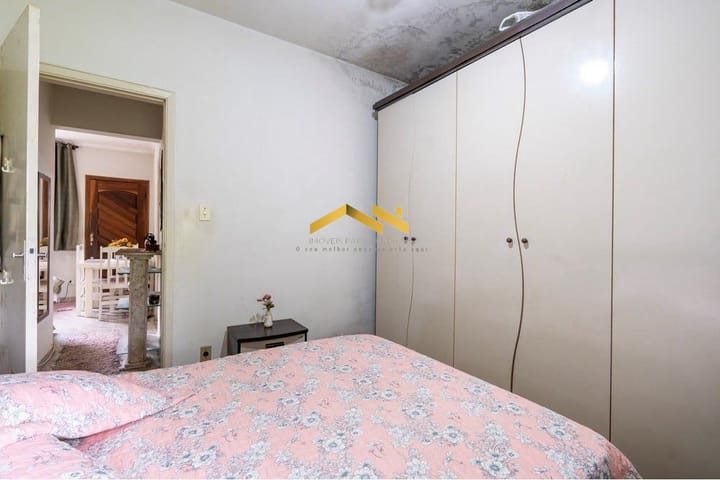 Casa à venda com 2 quartos, 320m² - Foto 8