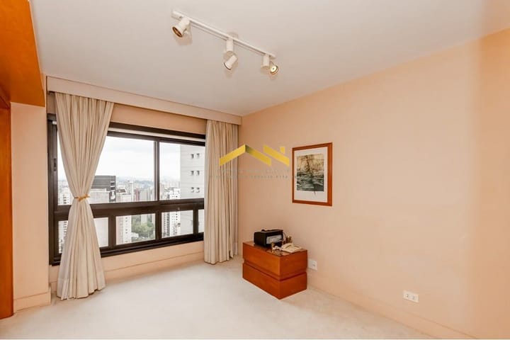 Apartamento à venda com 4 quartos, 247m² - Foto 32