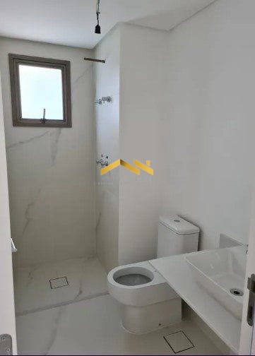 Apartamento à venda com 3 quartos, 158m² - Foto 8