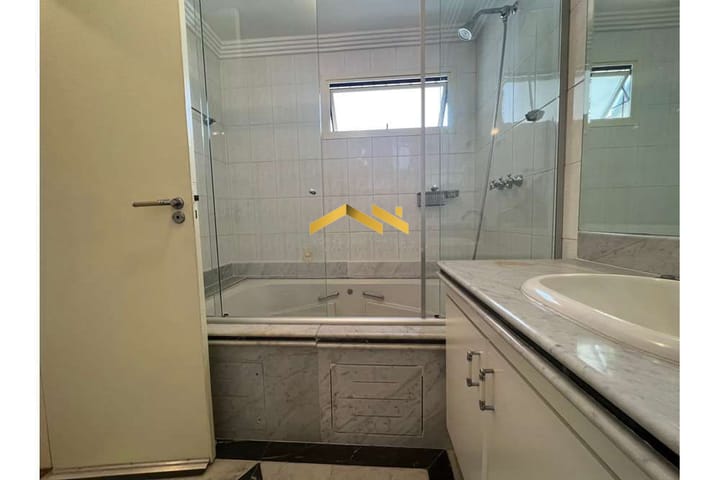 Apartamento à venda com 4 quartos, 278m² - Foto 35