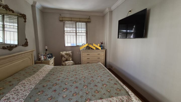 Apartamento à venda com 3 quartos, 111m² - Foto 5