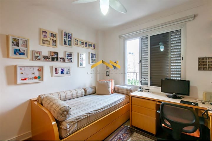 Apartamento à venda com 3 quartos, 137m² - Foto 17