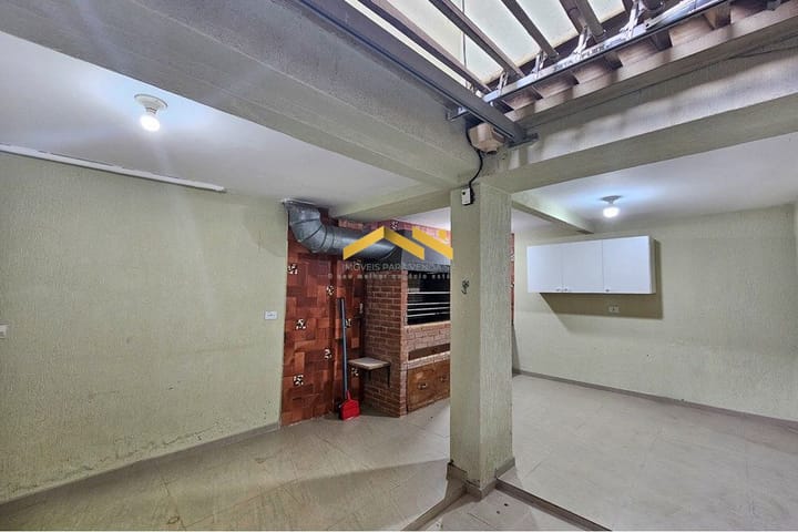 Casa à venda com 3 quartos, 240m² - Foto 16