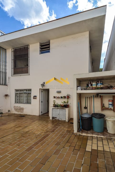 Casa à venda com 4 quartos, 242m² - Foto 47