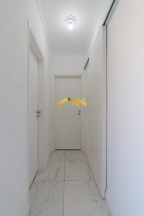 Apartamento à venda com 2 quartos, 75m² - Foto 7