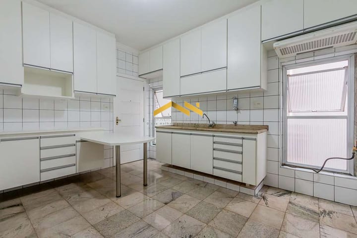 Apartamento à venda com 3 quartos, 155m² - Foto 8