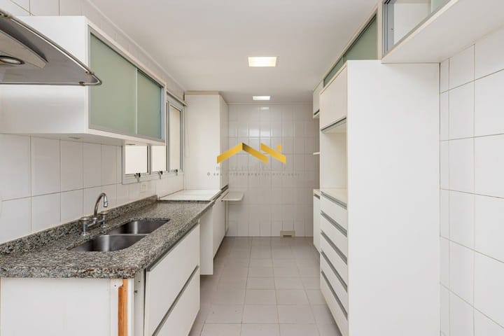 Apartamento à venda com 3 quartos, 190m² - Foto 7