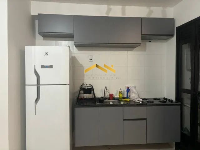 Apartamento à venda com 2 quartos, 42m² - Foto 2