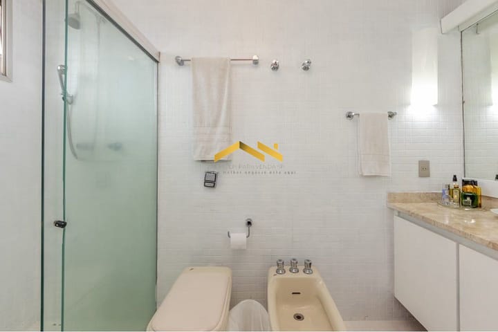 Apartamento à venda com 3 quartos, 158m² - Foto 6