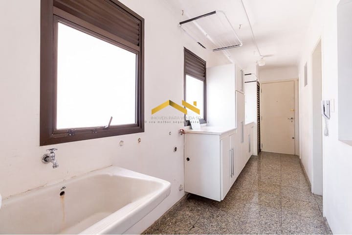 Apartamento à venda com 4 quartos, 171m² - Foto 9