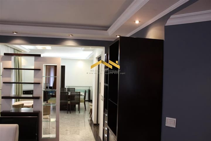 Apartamento à venda com 4 quartos, 230m² - Foto 9