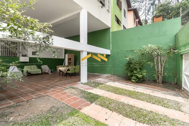 Casa à venda com 3 quartos, 240m² - Foto 18