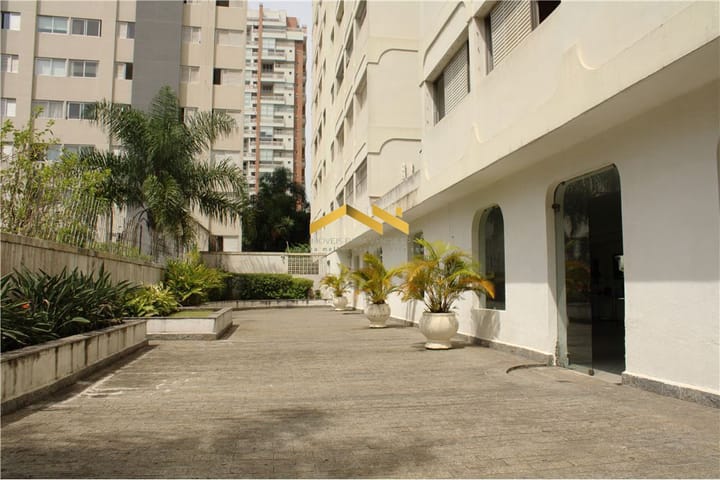 Apartamento à venda com 2 quartos, 67m² - Foto 19