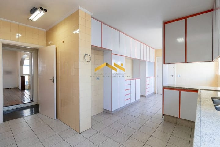 Apartamento à venda com 3 quartos, 227m² - Foto 27