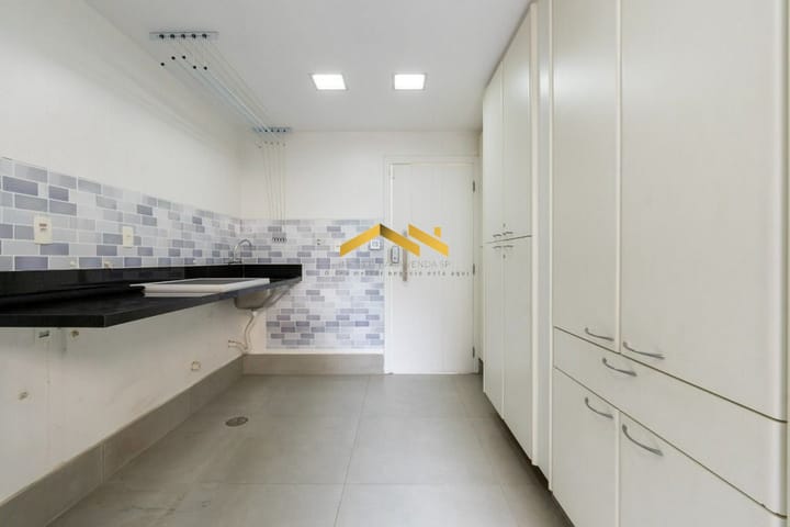 Casa à venda com 4 quartos, 362m² - Foto 44