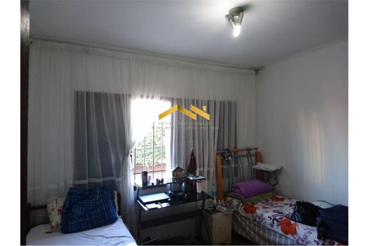 Casa à venda com 4 quartos, 200m² - Foto 10