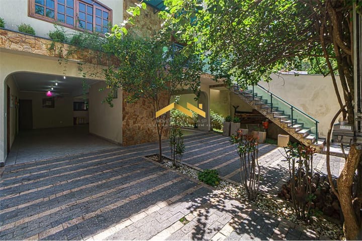 Casa à venda com 4 quartos, 560m² - Foto 15