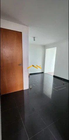 Apartamento à venda com 2 quartos, 57m² - Foto 2