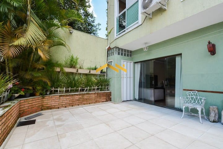 Casa à venda com 3 quartos, 216m² - Foto 56