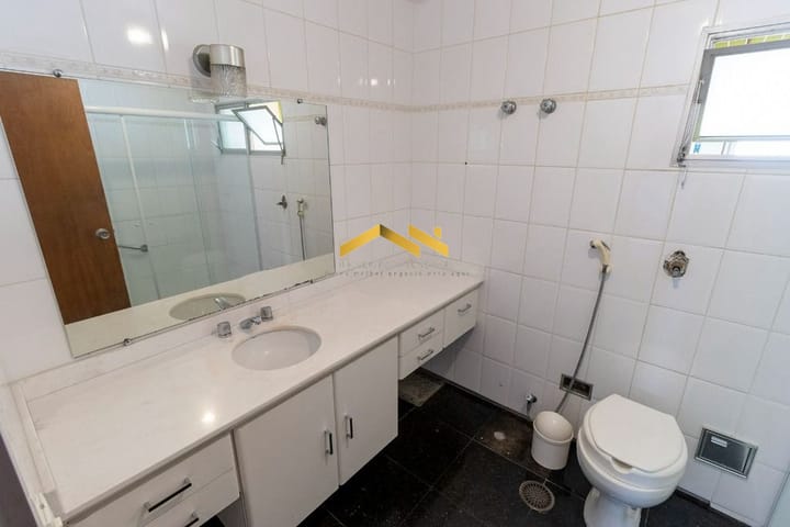 Apartamento à venda com 3 quartos, 137m² - Foto 19