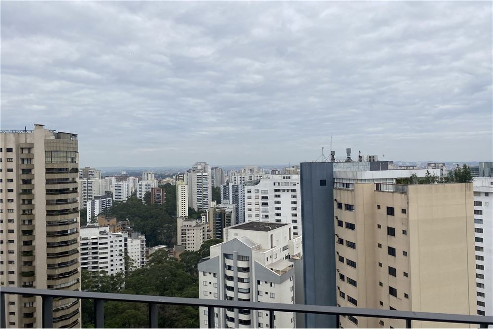 Apartamento à venda com 4 quartos, 200m² - Foto 30