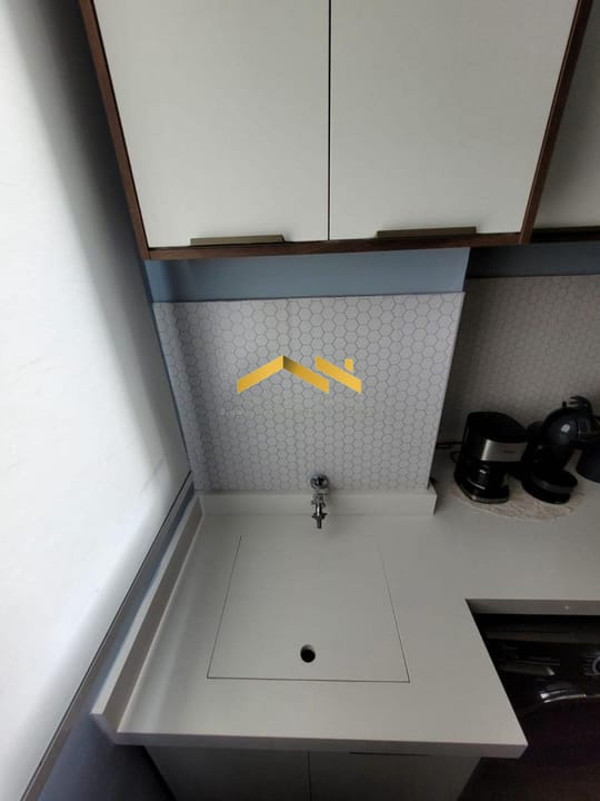 Apartamento à venda com 2 quartos, 40m² - Foto 6