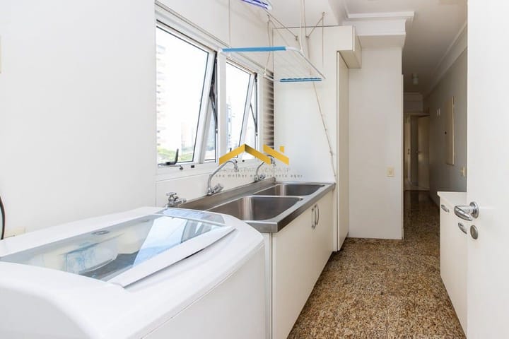 Apartamento à venda com 3 quartos, 243m² - Foto 34