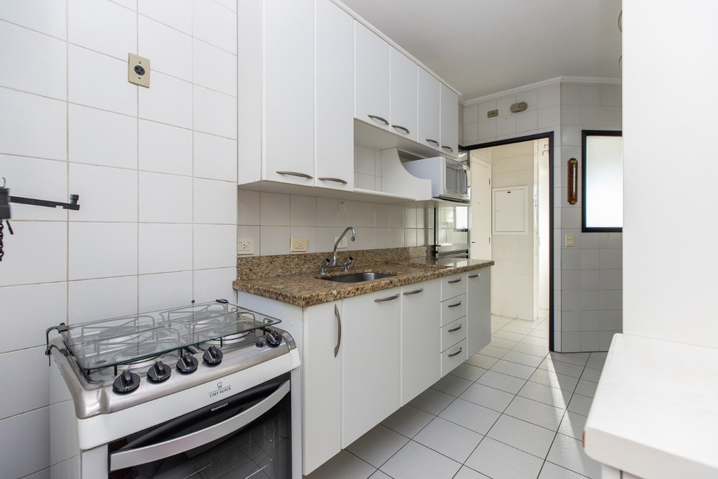 Apartamento à venda com 2 quartos, 110m² - Foto 25