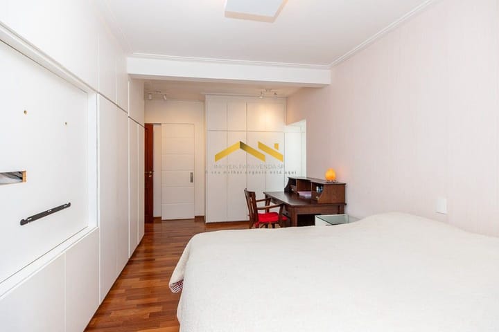 Apartamento à venda com 4 quartos, 223m² - Foto 17